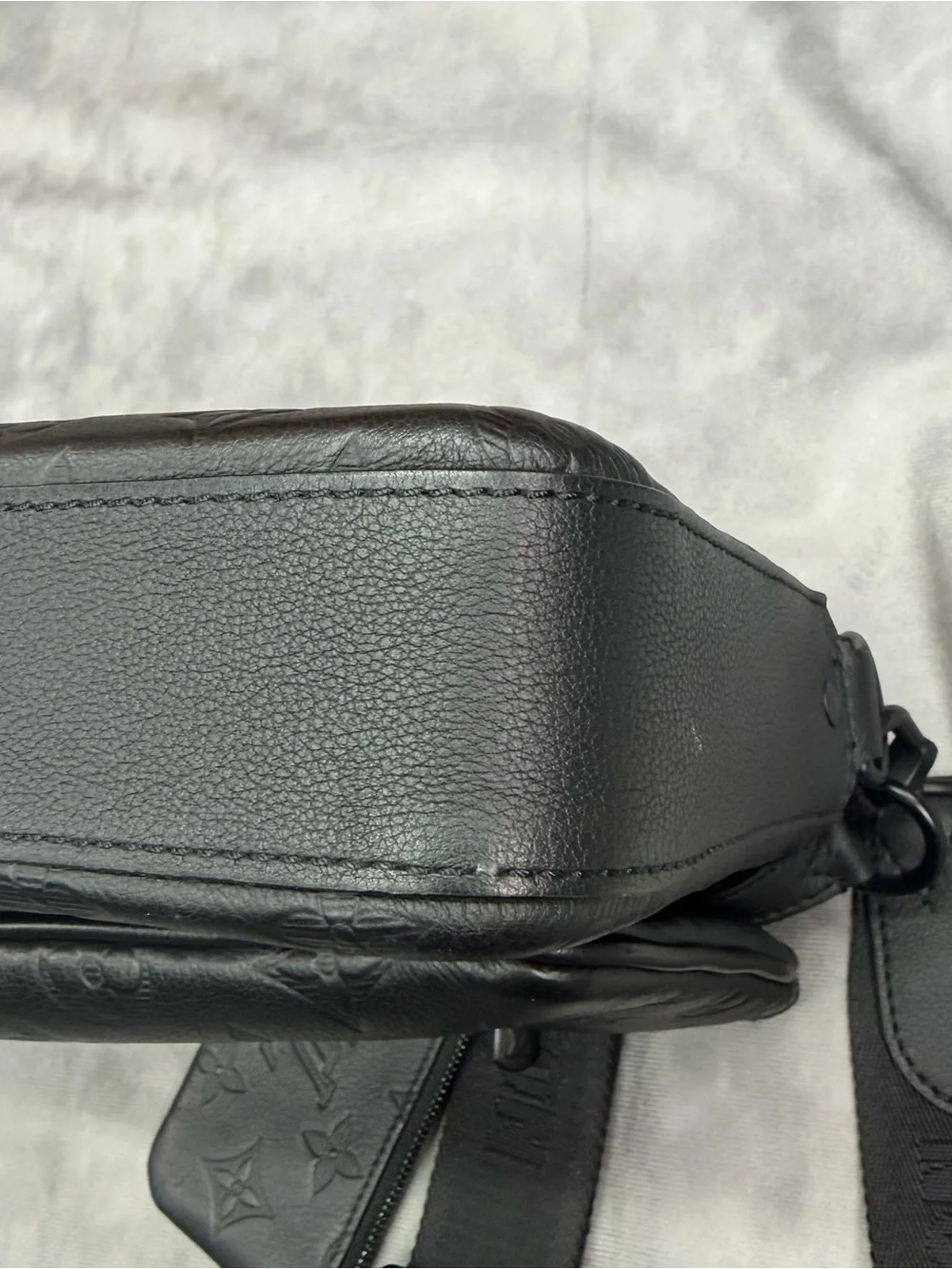Louis Vuitton Trio Messenger Monogram Shadow Leather EXCELLENT CONDITION